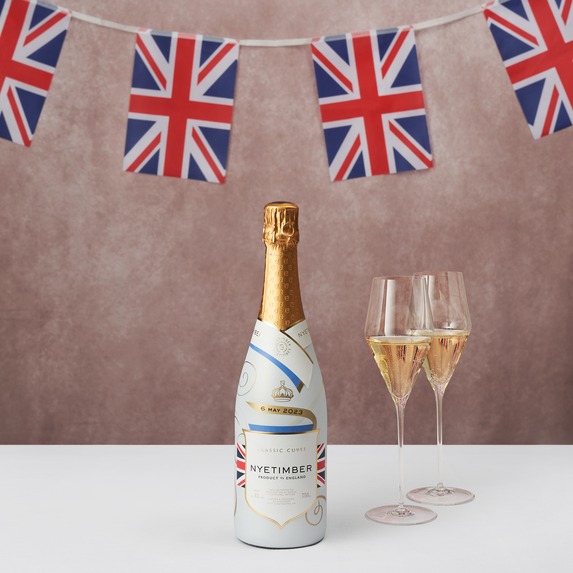 29.033144_1x1_Static