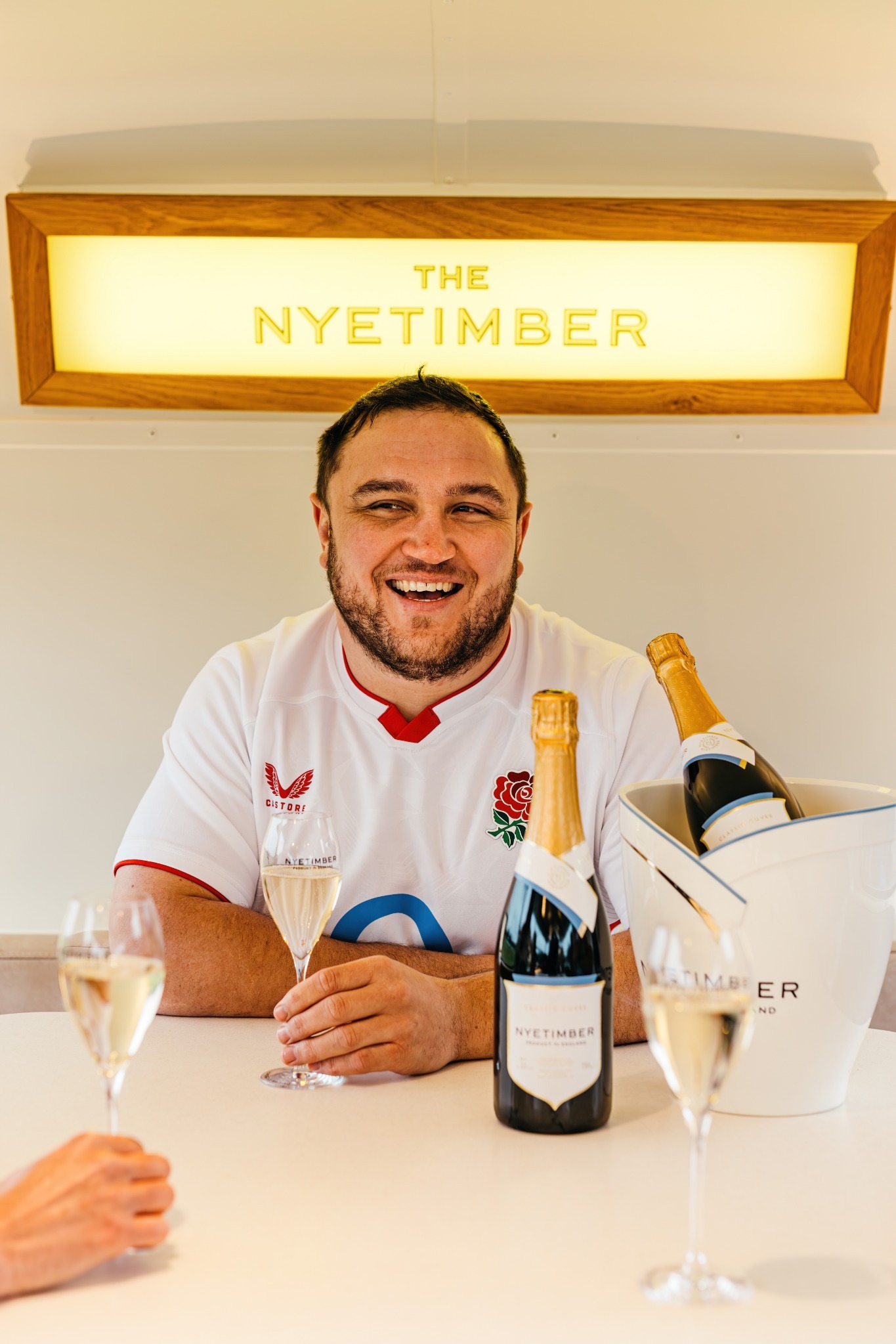 ENT7926_MPT_HR_AA_30MB_max