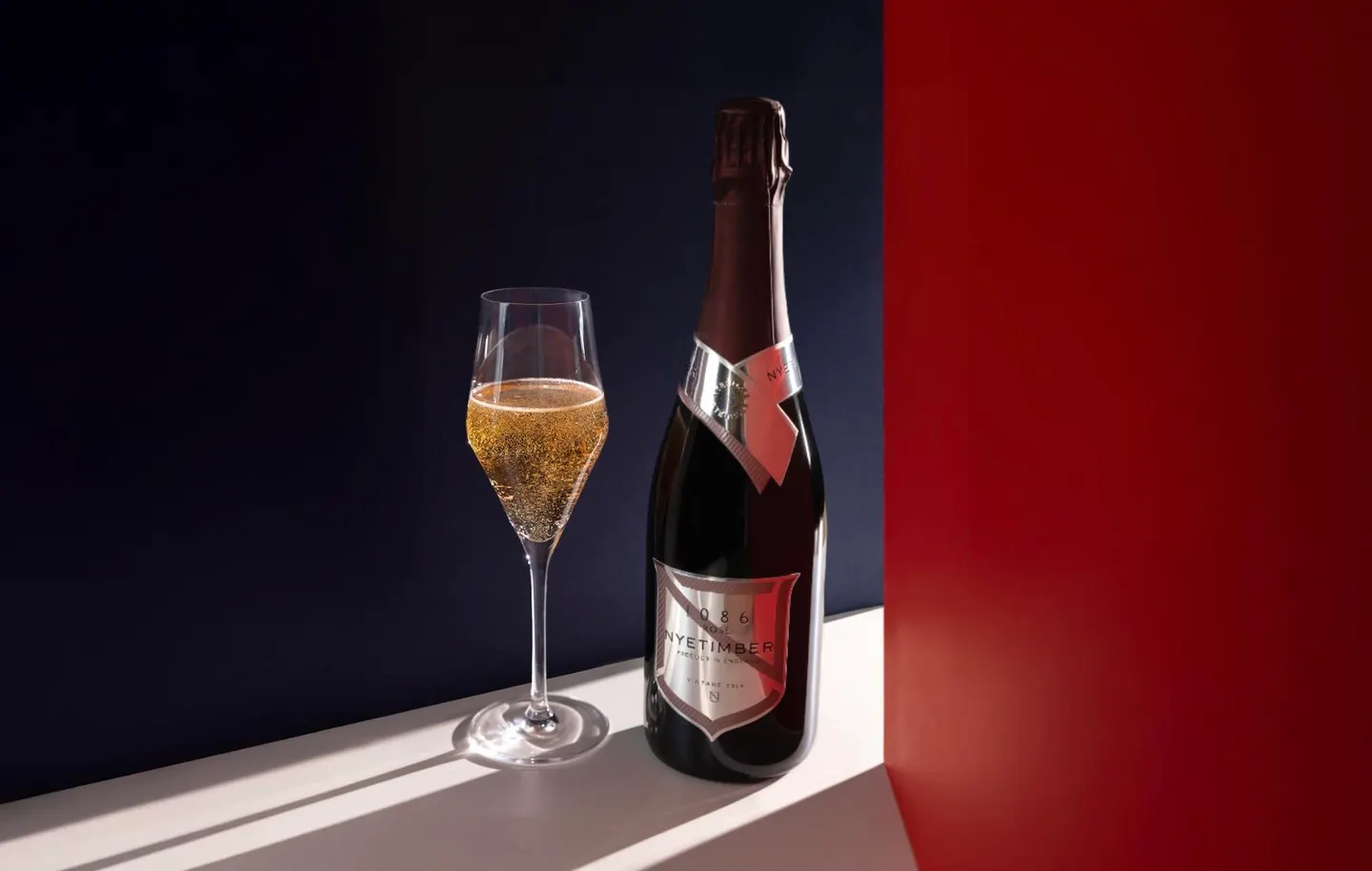 Nyetimber 2014 with gift box and glass